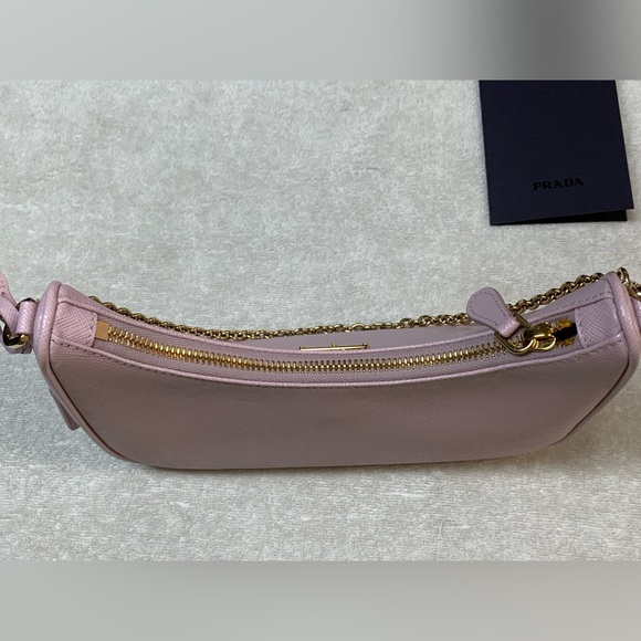 Prada Re-Edition 2005 Pink Alabaster Saffiano Leather Bag - Picture 16 of 16